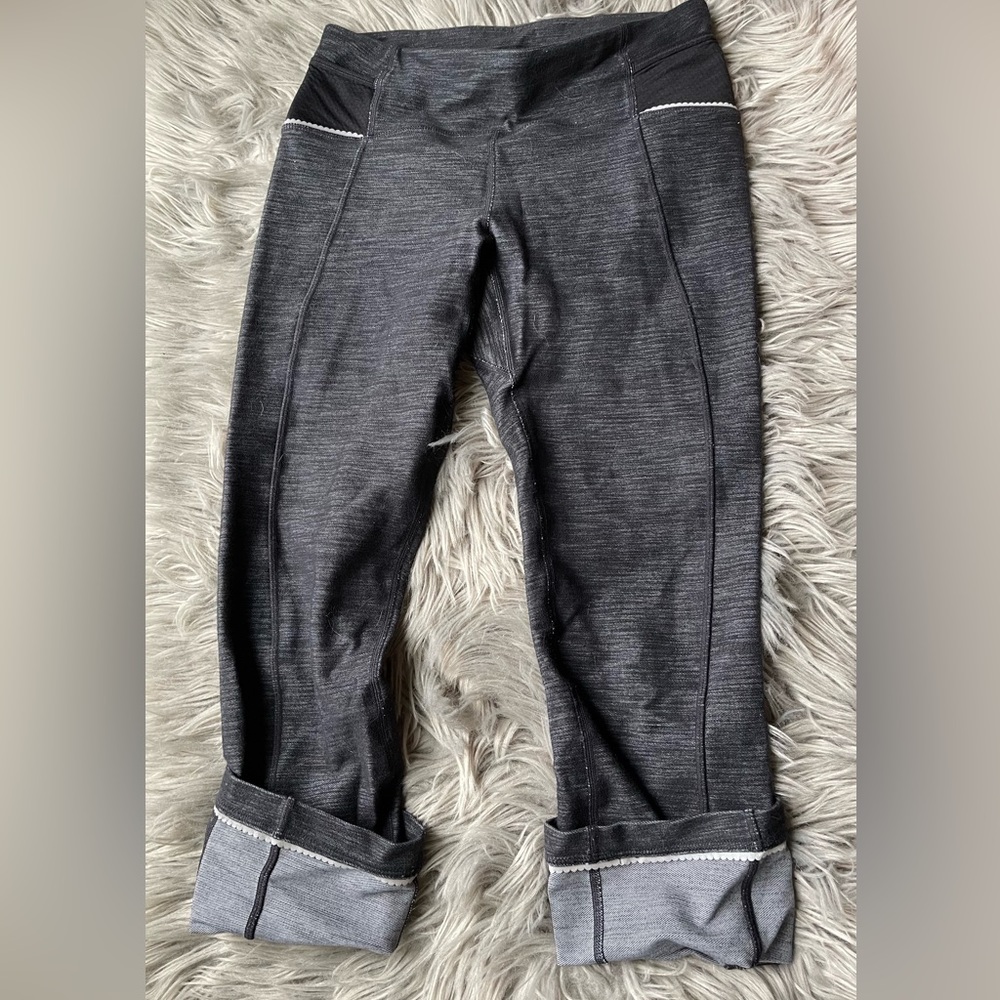 Lululemon Ride On Crop Cuffed Leggings Rare